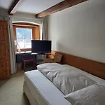 Bodenhaus فندق 3*