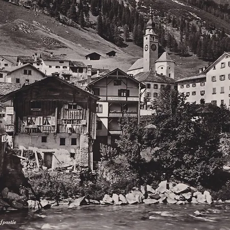 Bodenhaus 3*
