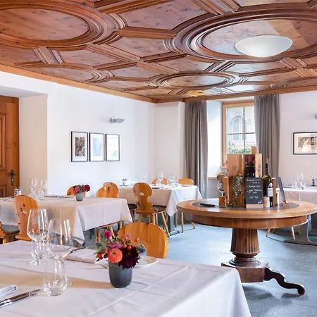 Bodenhaus 3*