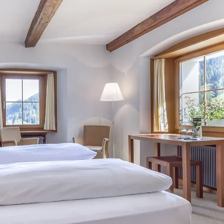 Bodenhaus Hotel Splügen