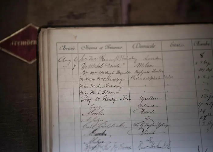 Bodenhaus Otel Splügen