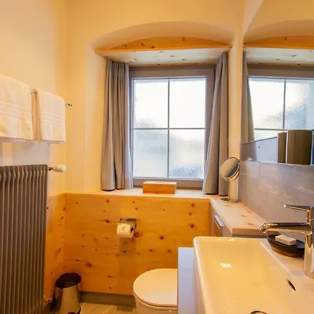 Otel Bodenhaus Splügen