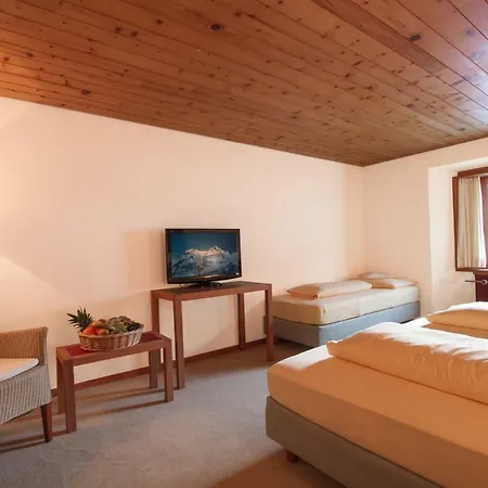 Bodenhaus 3*