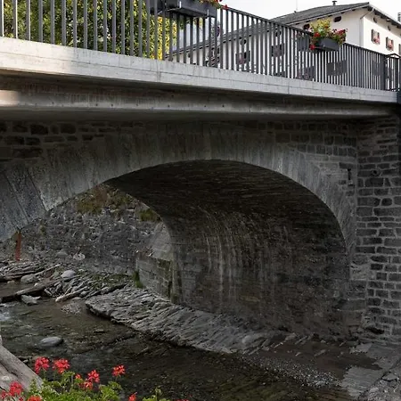 Bodenhaus 3* Splügen