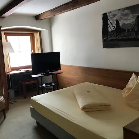 Bodenhaus Splügen